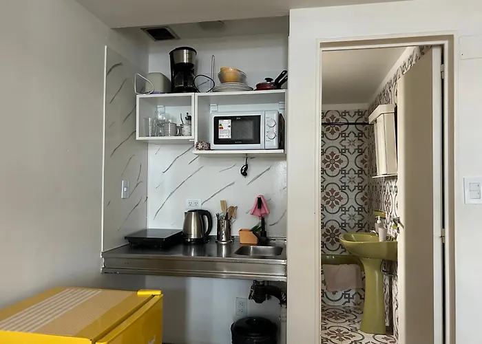 Avenue Apartment Studio
